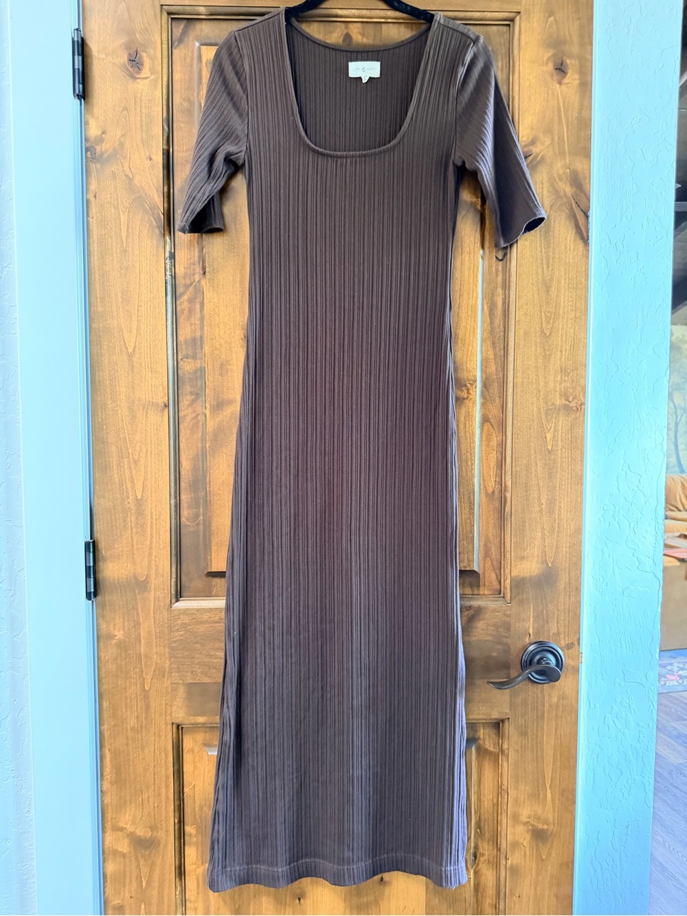 Ribbed Scoop Neck Brown Maxi Dress - Lou & Grey